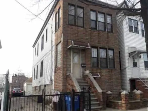 1717 Fowler Ave, Bronx, NY 10462