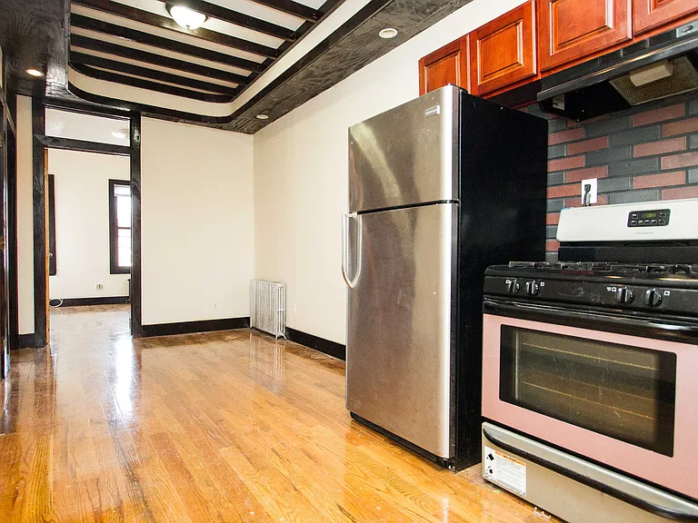 242 Central Ave #2L — Photo 1