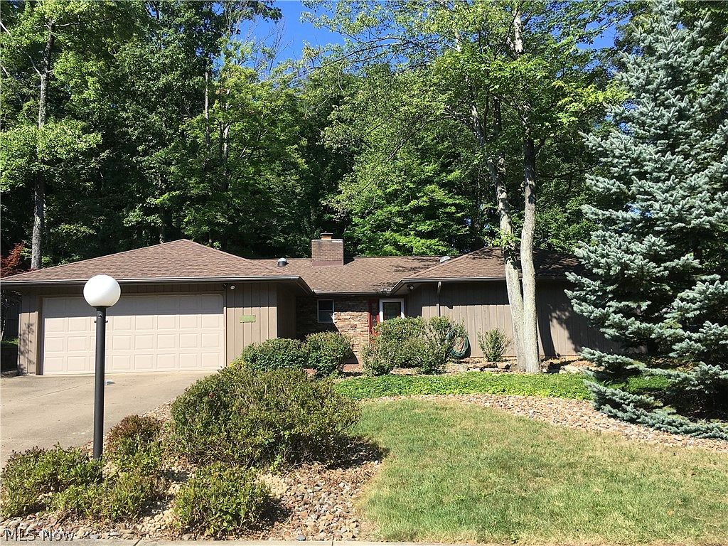 12816 Falling Water Rd, Strongsville, OH 44136 Zillow