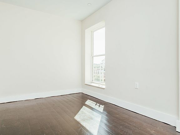 5th image of 690 Bushwick Ave #6
