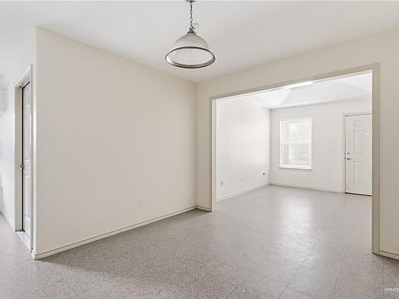 3rd image of 3001 Rutgers Ave