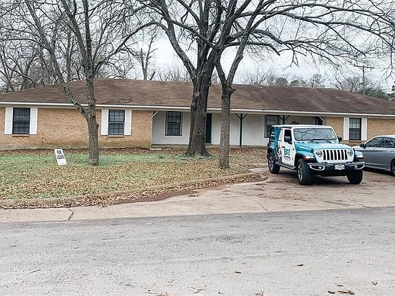 2nd image of 1107 W Jordan St