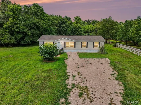 2563 Kastner Rd, Bonne Terre, MO 63628