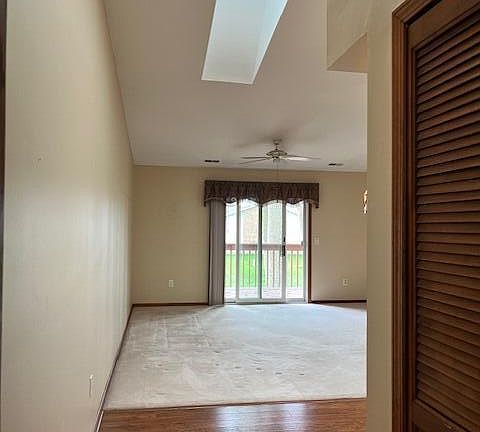 5th image of 1525 Harbour Ct APT 78