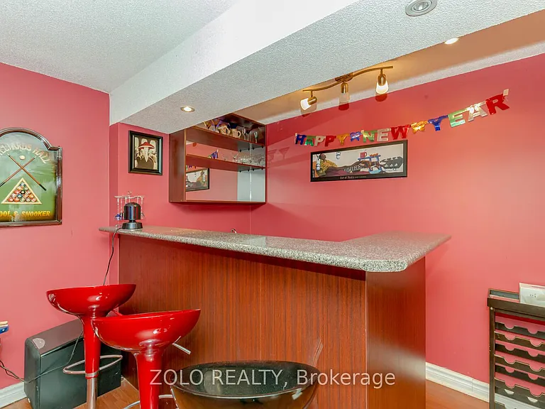1474 Rosemanor Dr — Photo 7