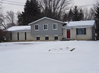 3712 S Livernois Rd, Rochester Hills, MI 48307