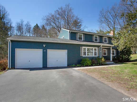 2nd image of 24 Valley View Drive