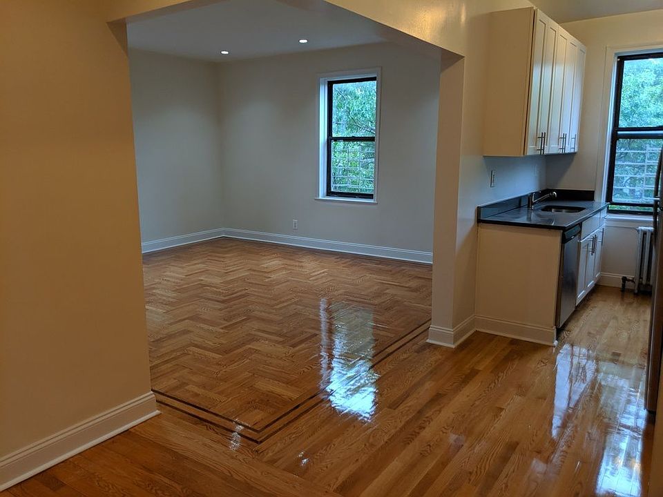 1st image of 8015 Grenfell St APT F21