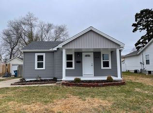 908 E Penning Ave, Wood River, IL 62095
