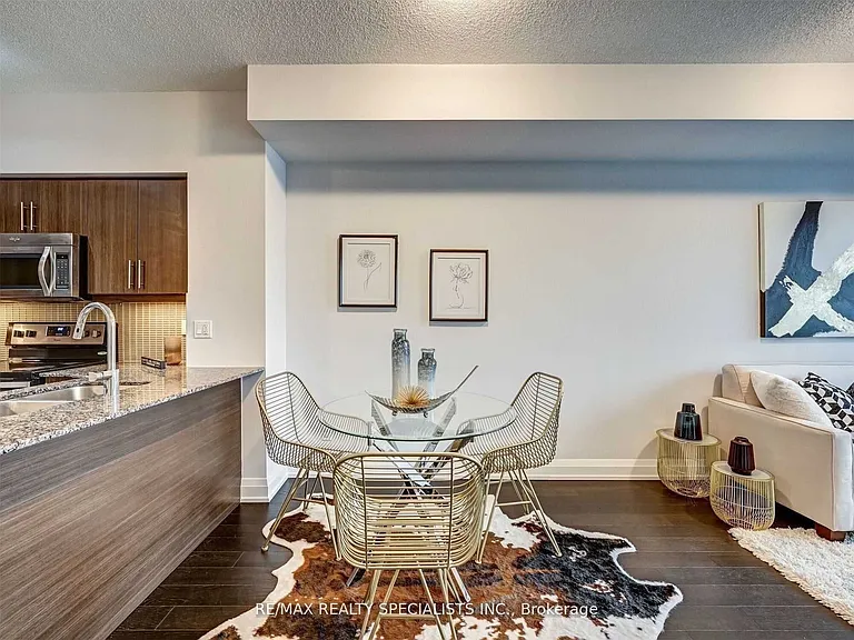 65 Speers Rd #204 — Photo 3