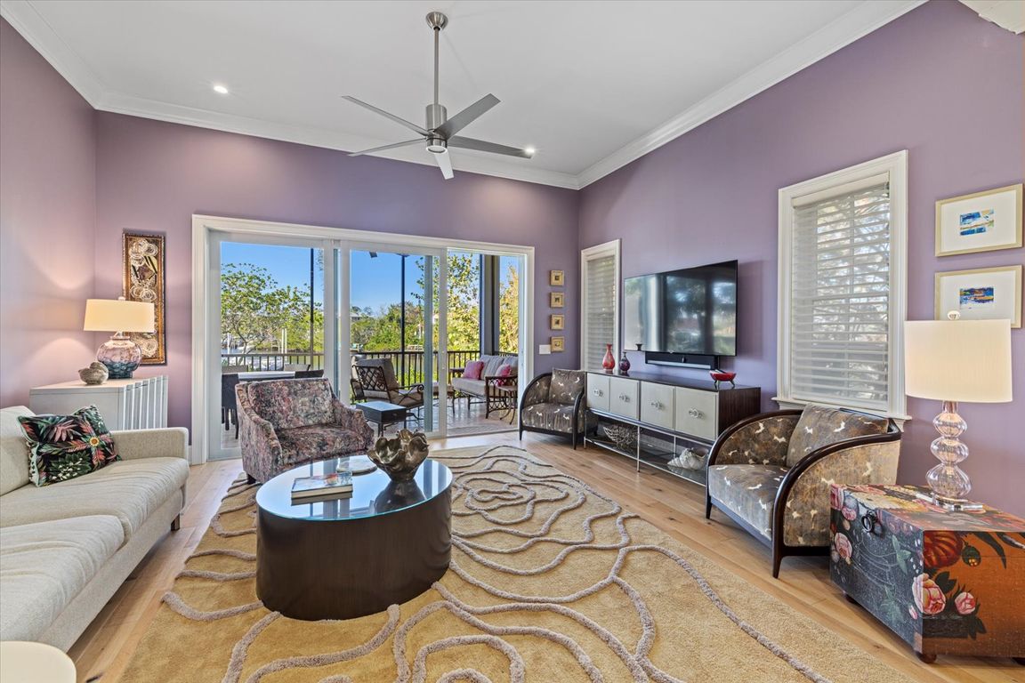 next background image