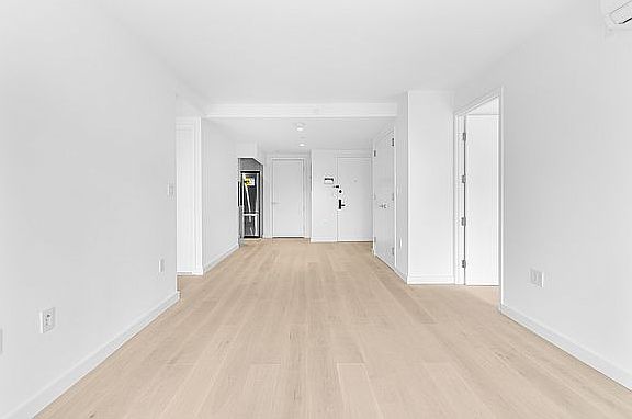 5th image of 567 Ocean Ave #B113