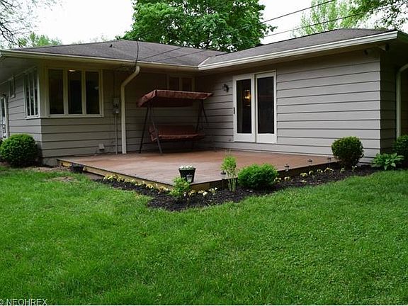 2nd image of 26930 Elizabeth Ln