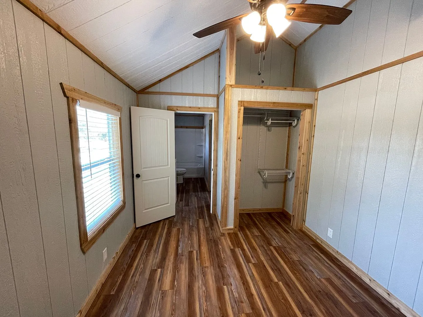 Hill Country Retreat on Acreage in Bandera — Photo 3