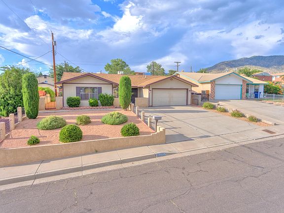 13005 Summer NE 3729