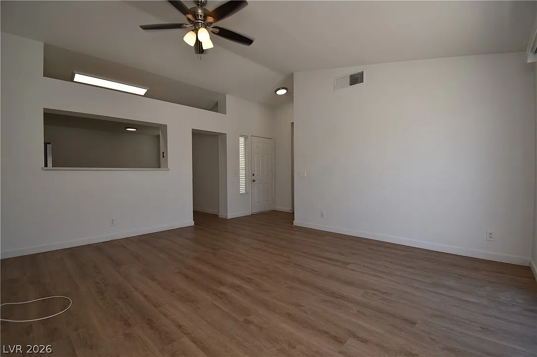 2 bed, 2.0 bath, 951 sqft, $1,750 — Photo 4