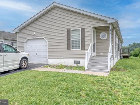 728 Radnor Ln #8, Smyrna, DE 19977