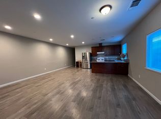 5936 Clover Manor Way, Sacramento, CA 95824