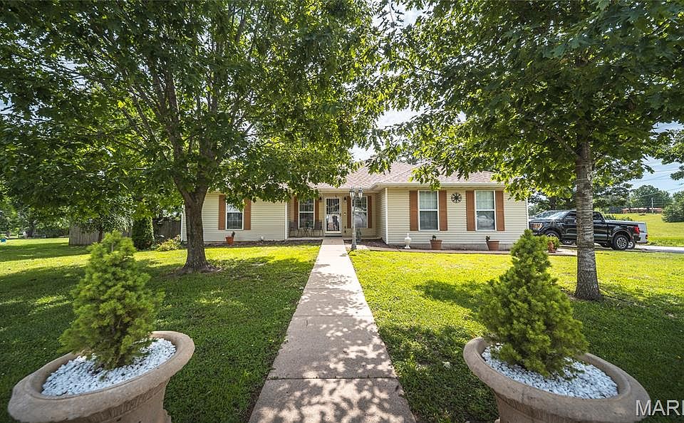 1st image of 501 Andrews Ave