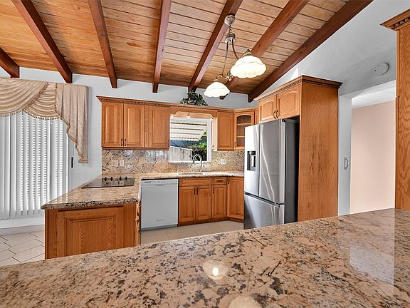 5th image of 4521 Sea Grape Drive