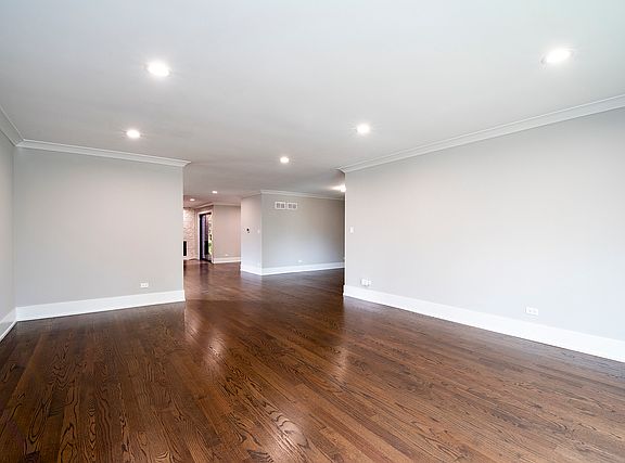4th image of 4547 Lindenwood Ln