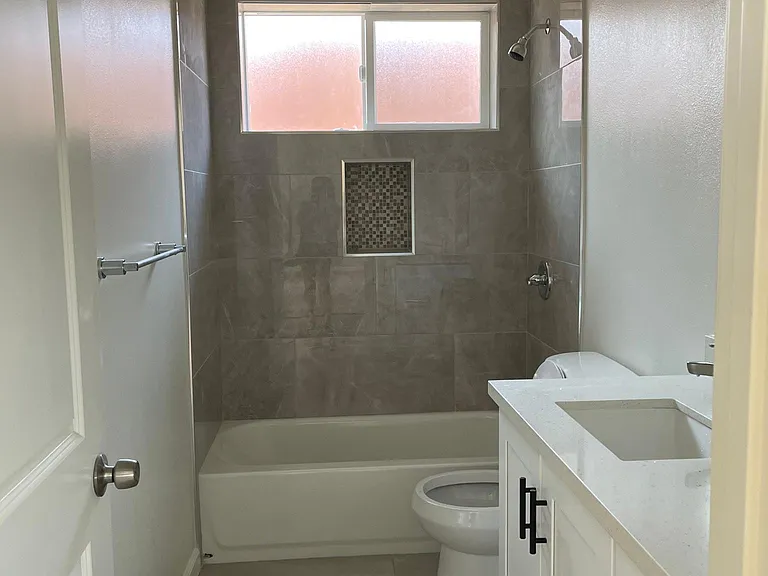 5291B Iberville Cir — Photo 12