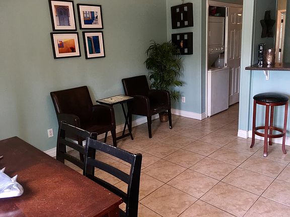 5th image of 211 W Bahama St APT 3