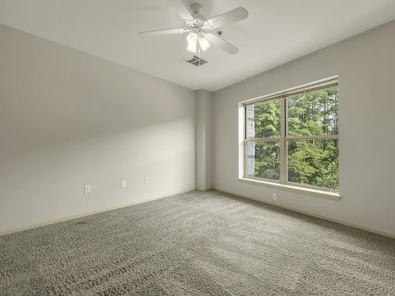 5th image of 2816 Erwin Rd APT 31
