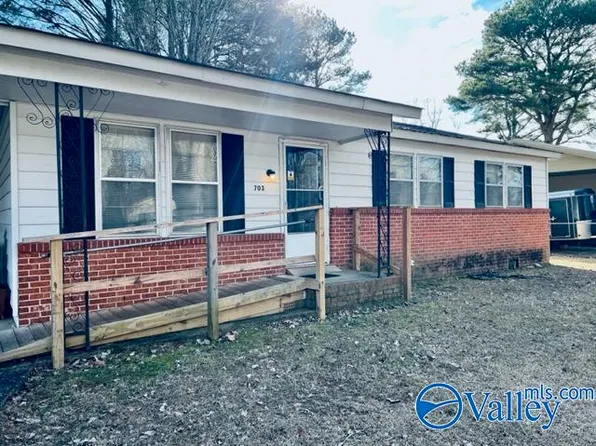 703 Freemont St SW, Decatur, AL 35601