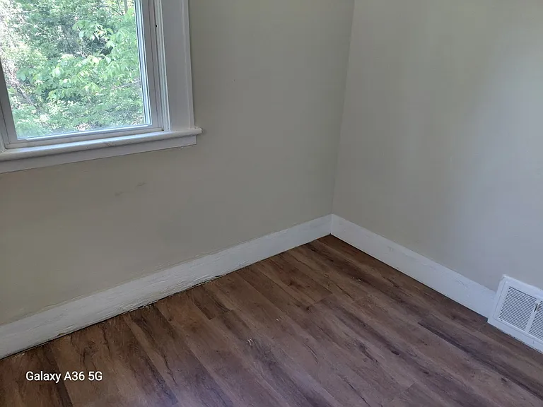 543 Chestnut Ave NW — Photo 13