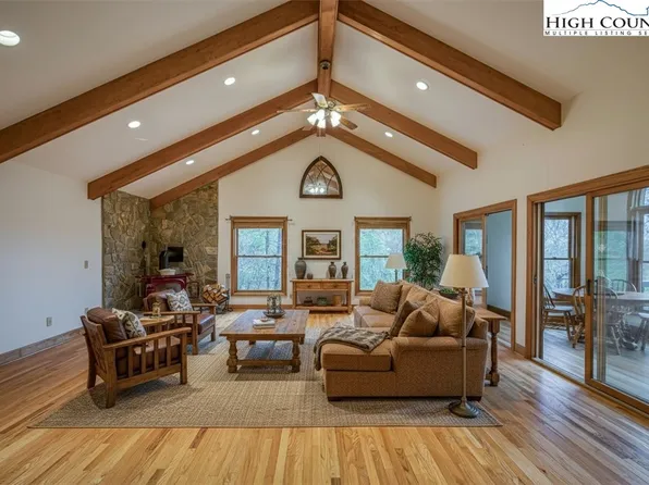 1521 Old Jonas Ridge Road, Newland, NC 28657