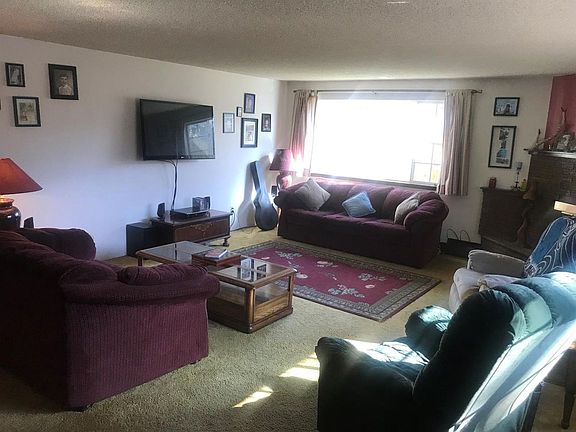 4th image of 778 Oak Knoll Dr