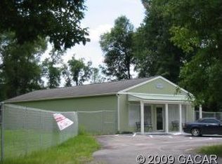 605 NW 2nd St, High Springs, FL 32643