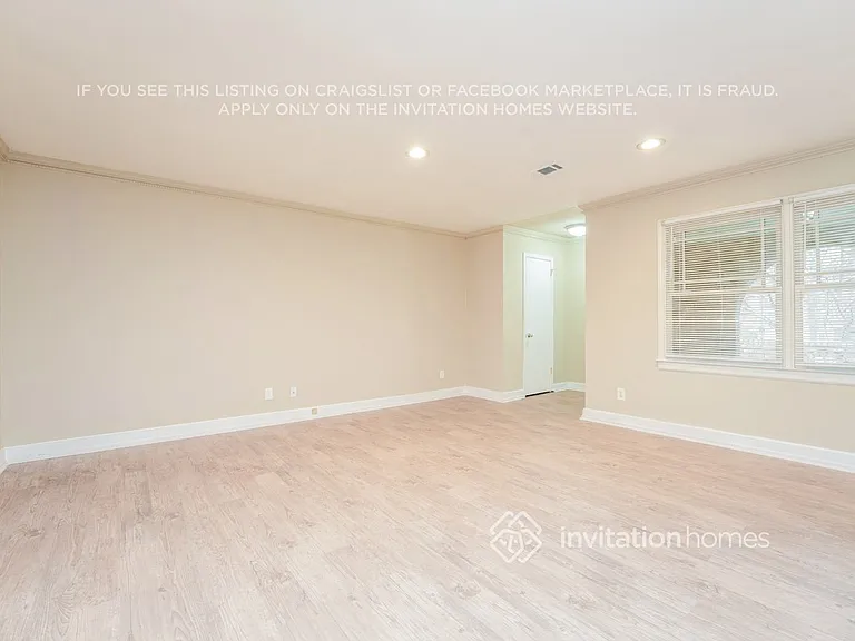 3687 Citation Dr — Photo 4