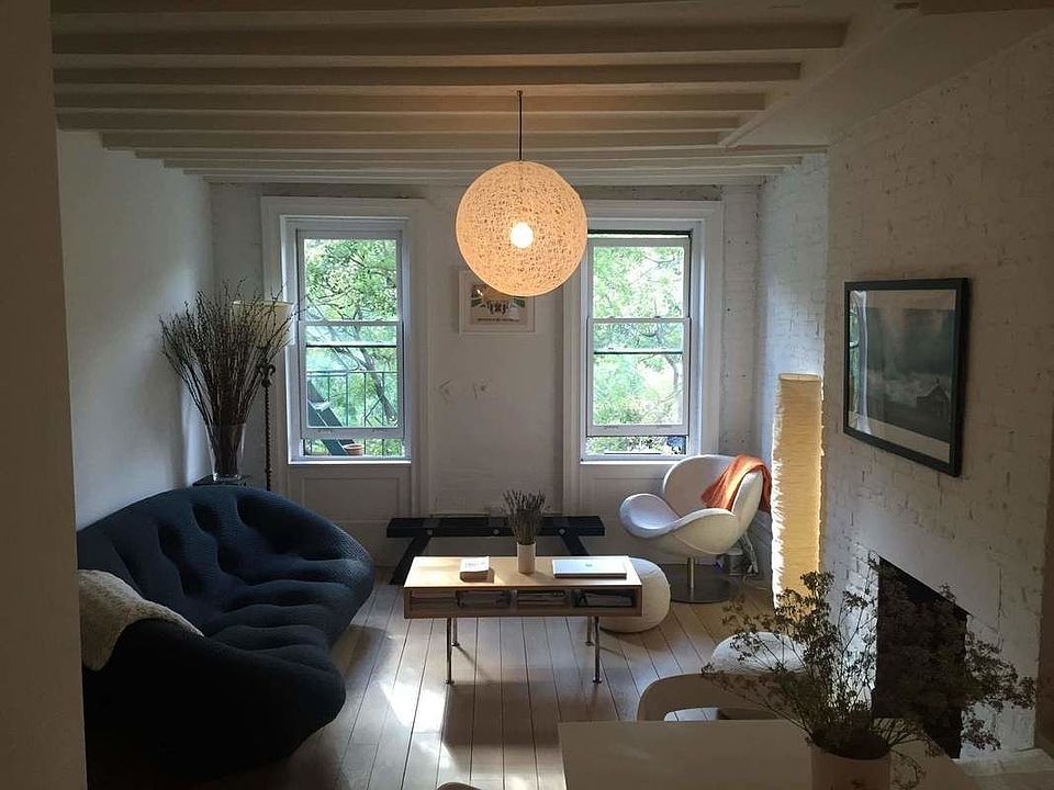 1st image of 212 Forsyth St APT 10-11