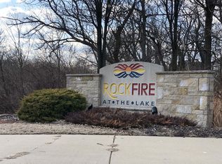 SE Blazing Star Dr, Topeka, KS 66609