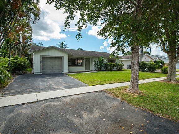 9720 Saddlebrook Dr-35_08262022