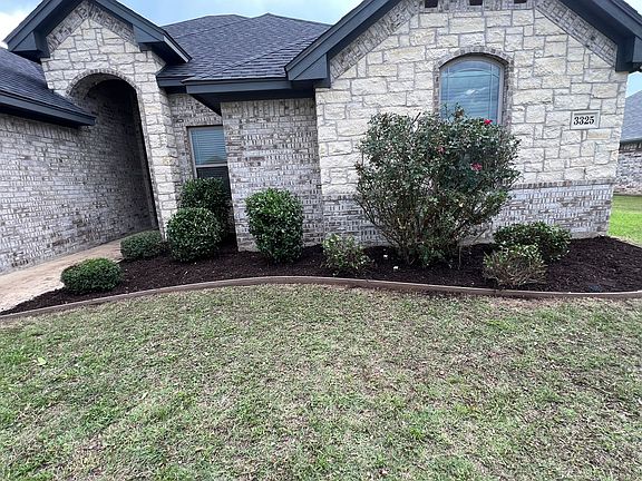 2nd image of 3325 Arrow Creek Dr