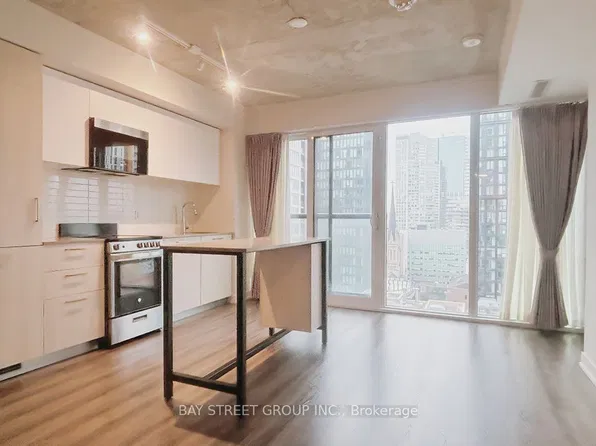 65 Mutual St, Toronto, ON