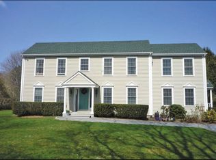 11 Newberry Ln, Southampton, NY 11968