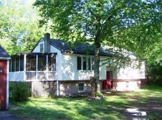 622 Bedford Rd, New Boston, NH 03070