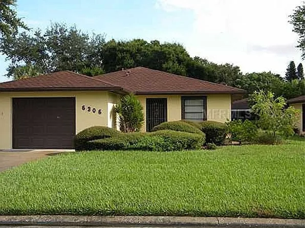 6306 Heritage Ln, Bradenton, FL 34209