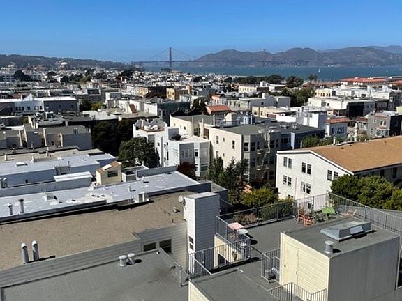 2nd image of 2905-2911 Van Ness Ave #604