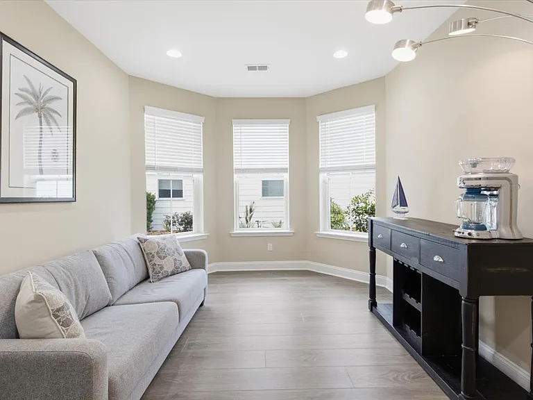 432 Summertime Pl — Photo 29