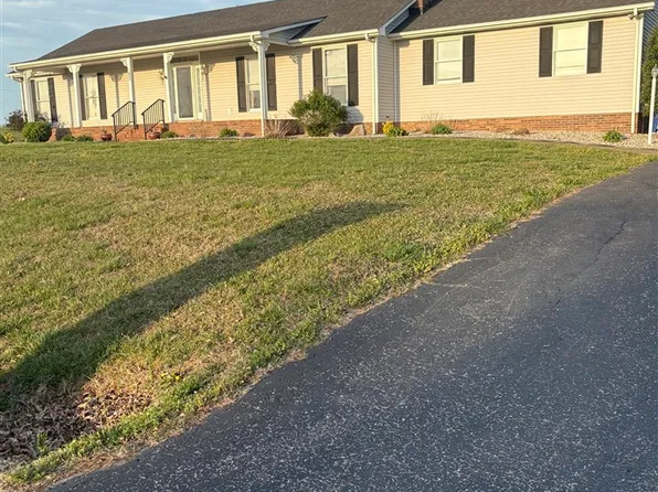 192 Coleman Ln, Bowling Green, KY 42103