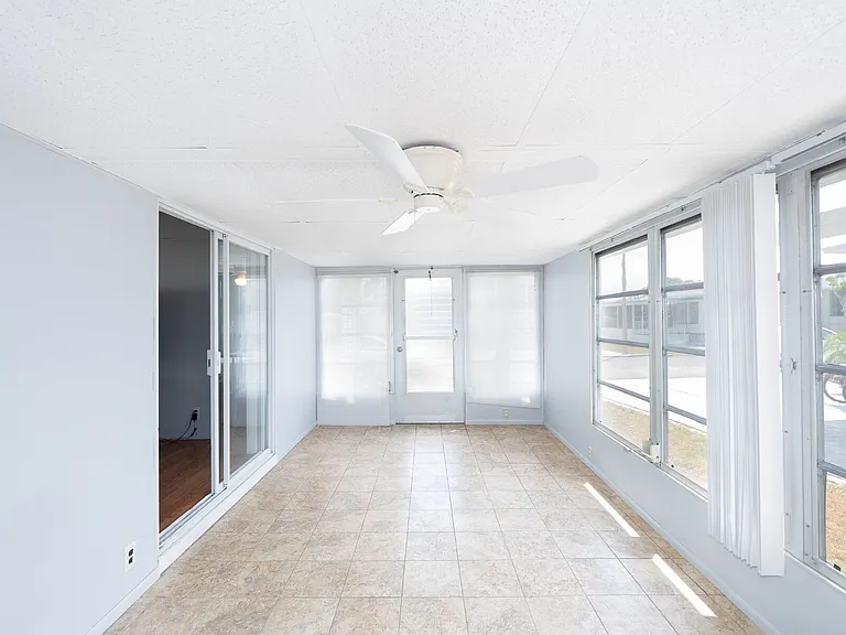 603 Locarno Dr — Photo 10