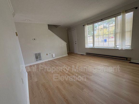 5th image of 145 Little River Dr