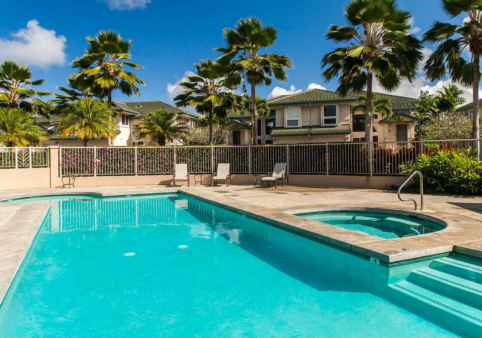 3 bed, 3.0 bath, 2000 sqft, $5,500 — Photo 3