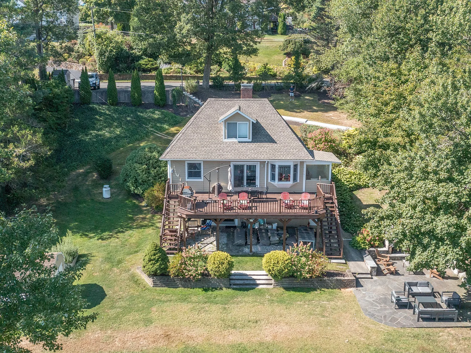 3 bed, 1938 sqft, $5,000 — Photo 3