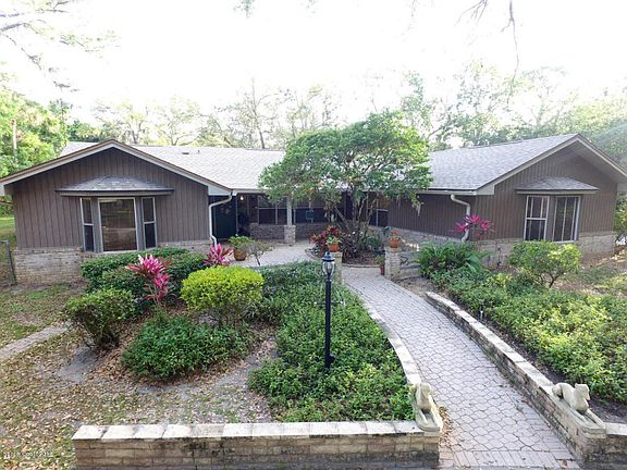 3rd image of 3955 Parkway Dr